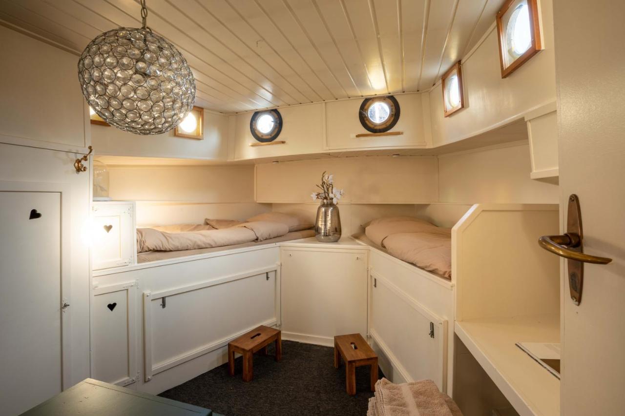 The Luxury Boat Hotell Zwolle  Exteriör bild
